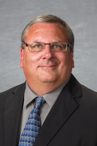 Portrait of Dr. Chris Teutsch